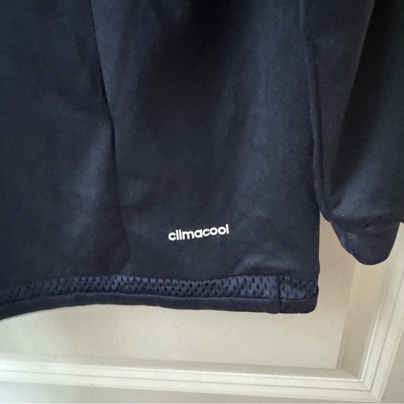 Adidas Blue Real Madrid Jersey with Club Crest - Picture 6 of 9